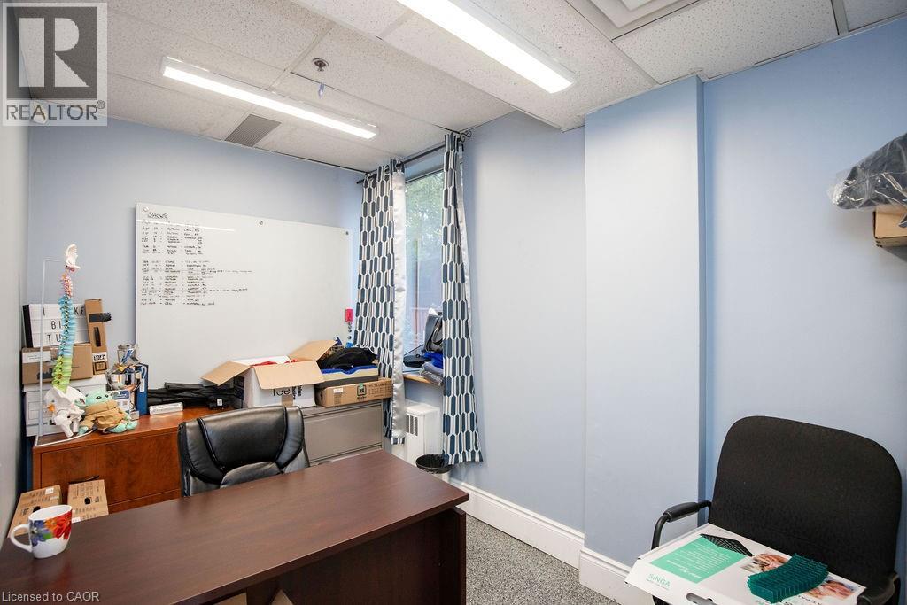 Photo 15 of 42 Niagara Street, Hamilton ON