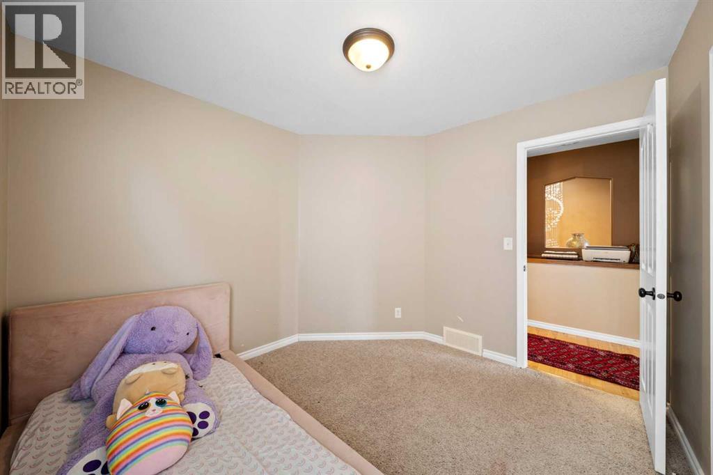 Photo 21 of 308 Lancaster Drive, Red Deer AB