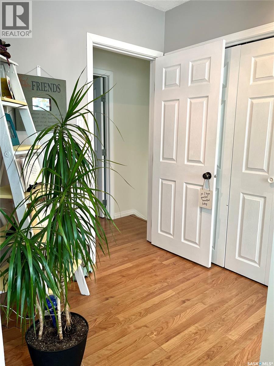Photo 15 of 440 Macdonald Drive, Swift Current SK