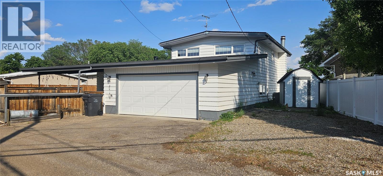 Photo 40 of 440 Macdonald Drive, Swift Current SK