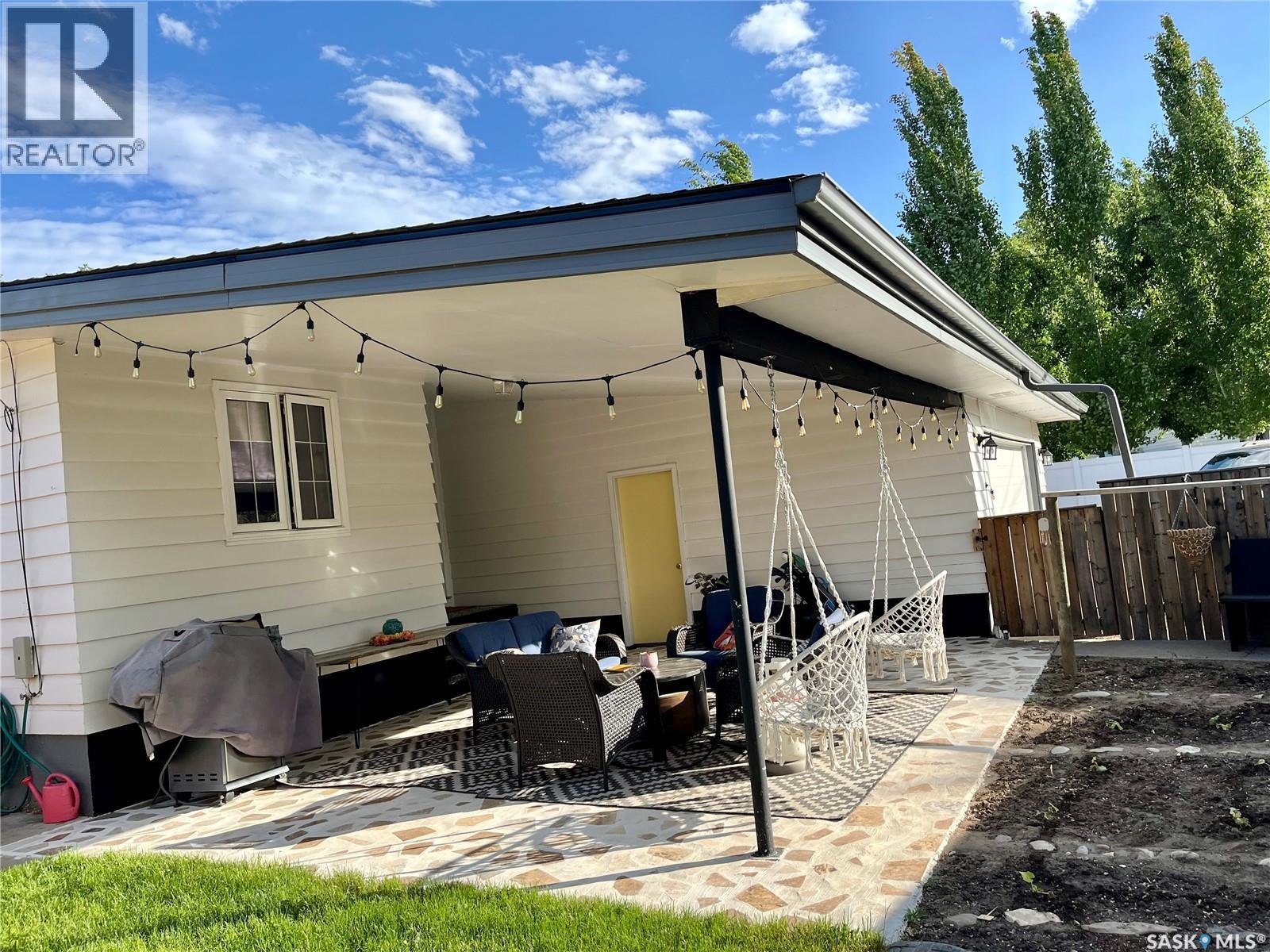 Photo 32 of 440 Macdonald Drive, Swift Current SK