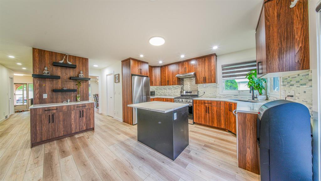 Photo 14 of 15 Vistula Way, Winnipeg MB
