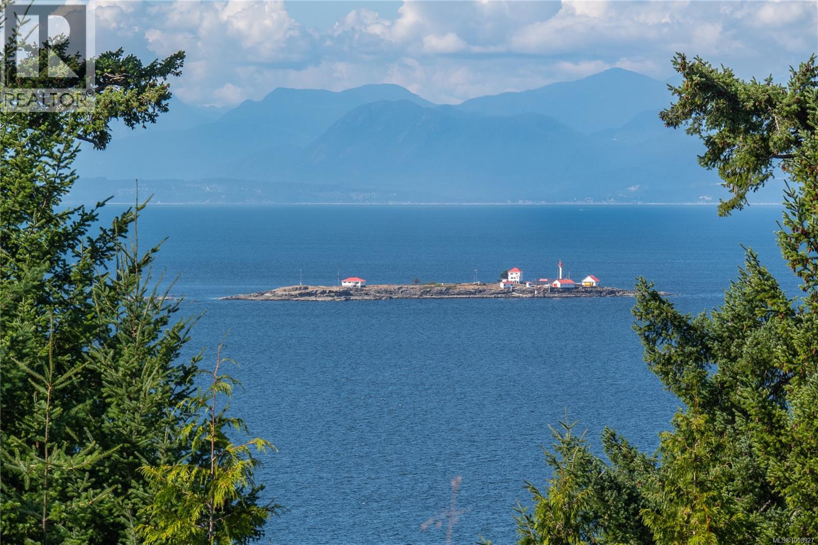 573 Horseshoe Rd, Gabriola Island
