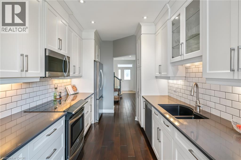 Photo 11 of 88 Lakeport Road Unit 33, St Catharines ON
