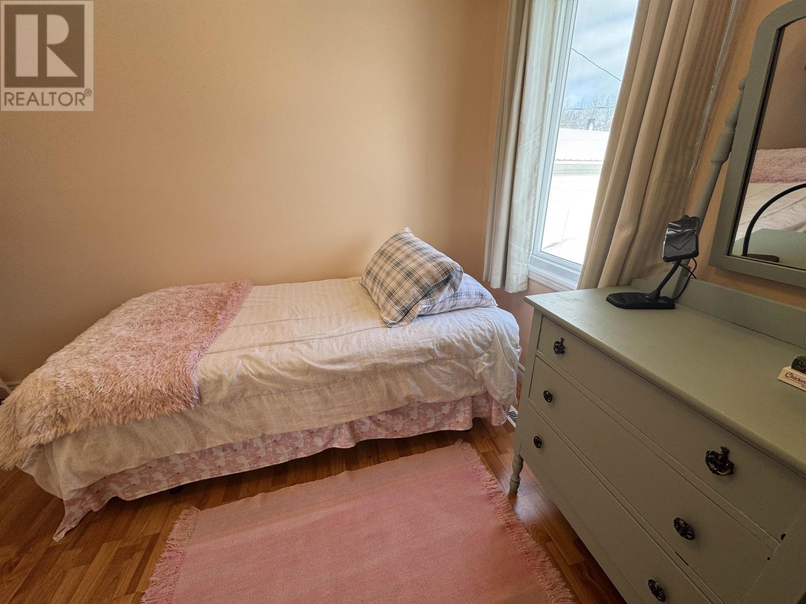 Photo 18 of 21 Heron Dr, Manitouwadge ON