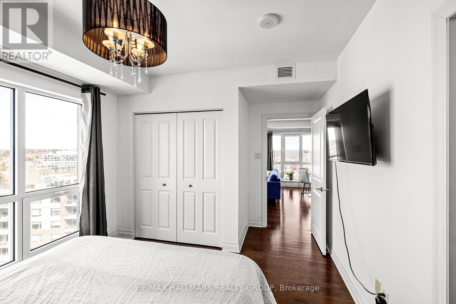 Photo 20 of 1304 90 Landry Street, Ottawa ON