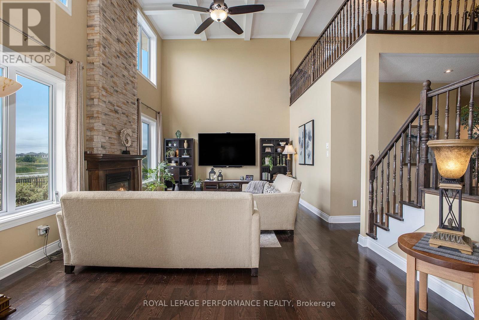 Photo 10 of 450 Frank Cauley Way, Ottawa ON