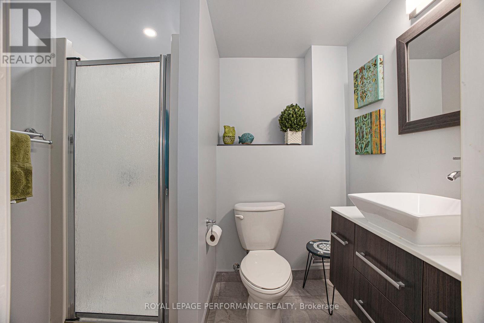 Photo 39 of 450 Frank Cauley Way, Ottawa ON