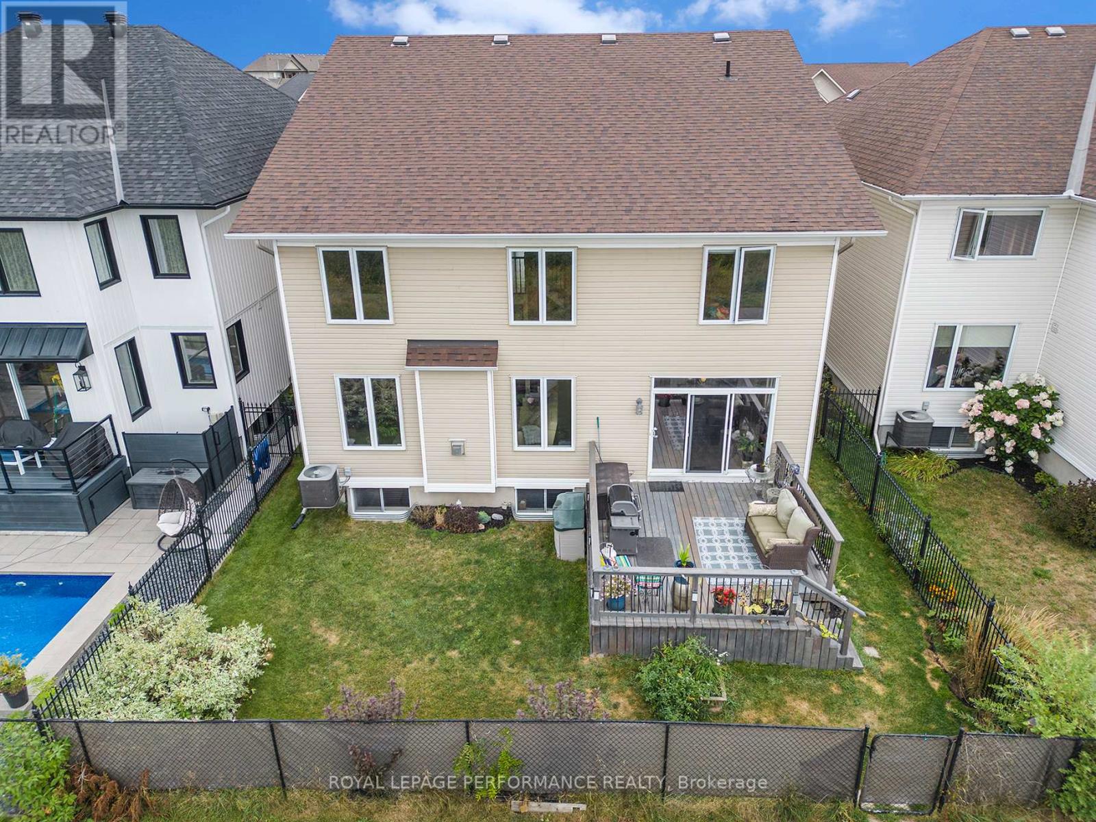 Photo 42 of 450 Frank Cauley Way, Ottawa ON