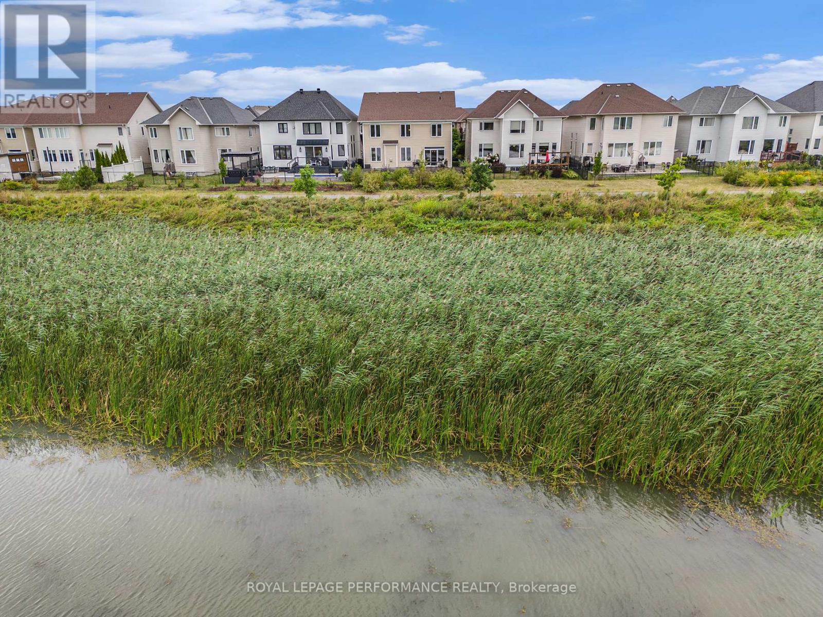Photo 44 of 450 Frank Cauley Way, Ottawa ON
