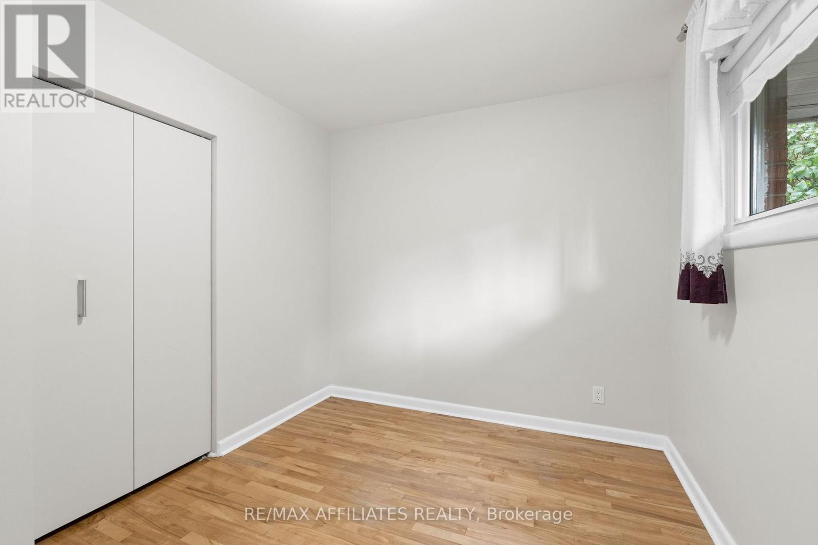 Photo 22 of 1316 Bloomsbury Crescent, Ottawa ON