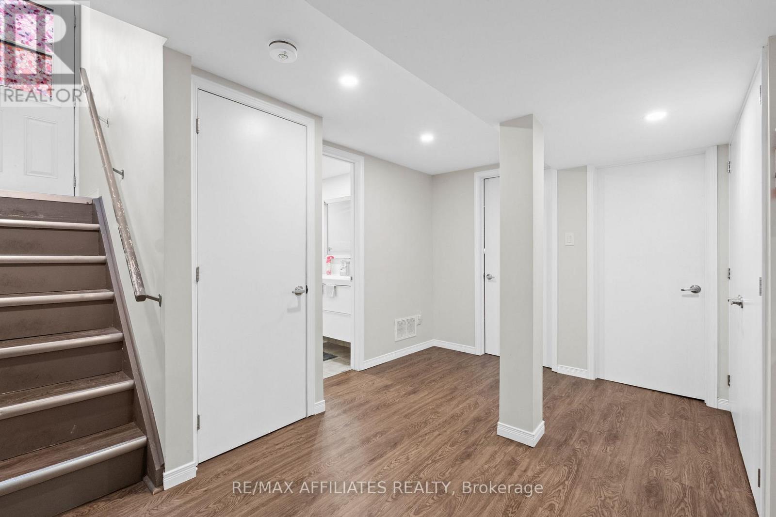 Photo 32 of 1316 Bloomsbury Crescent, Ottawa ON