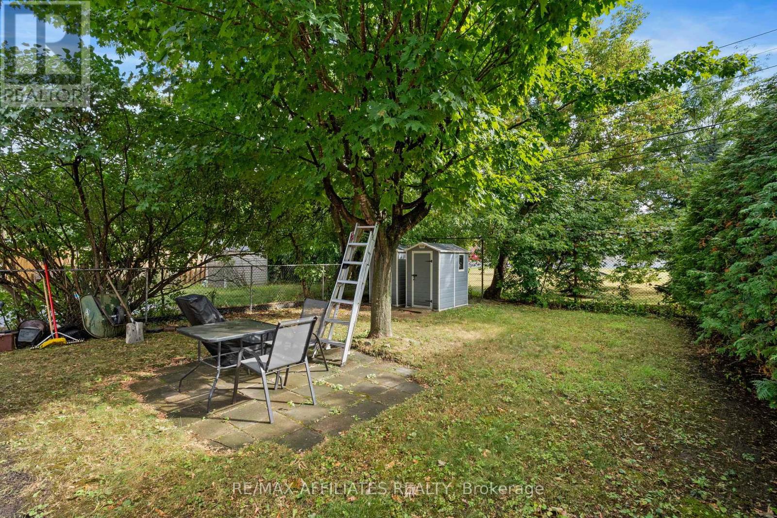 Photo 39 of 1316 Bloomsbury Crescent, Ottawa ON