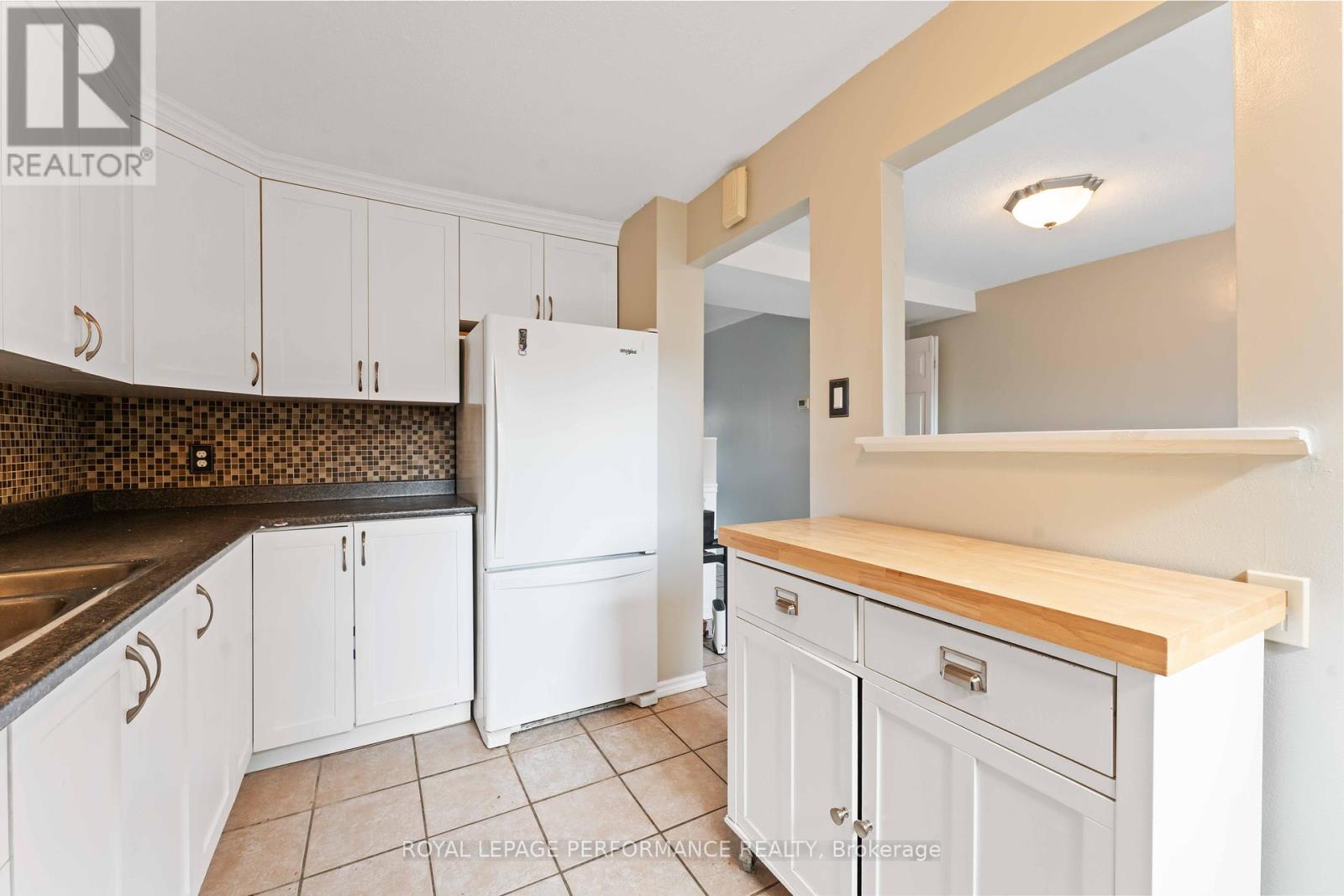 Photo 10 of 28 1439 Bethamy Lane, Ottawa ON