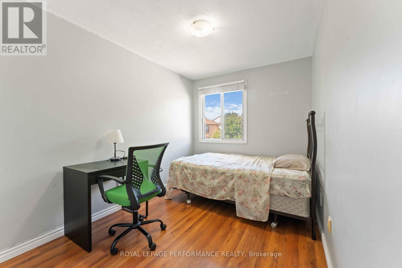 Photo 12 of 28 1439 Bethamy Lane, Ottawa ON