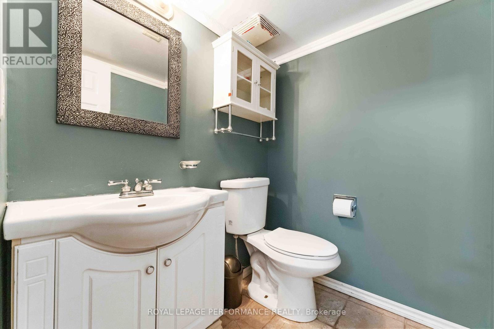 Photo 17 of 28 1439 Bethamy Lane, Ottawa ON