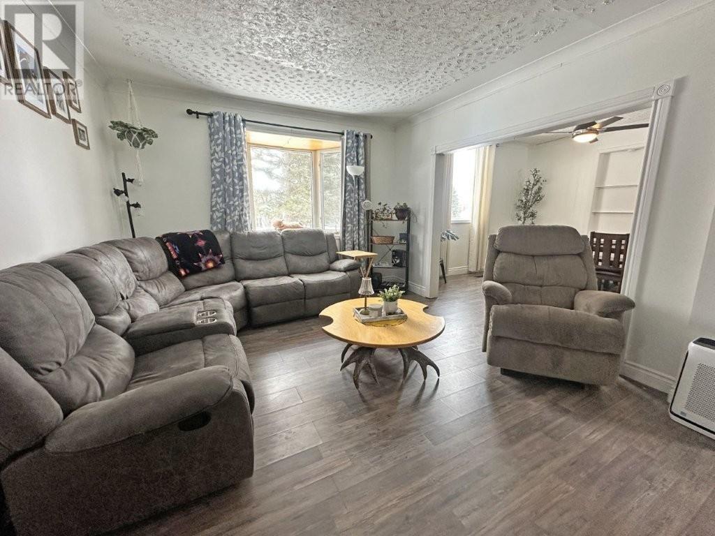 Photo 11 of 4 Riverview St, Nipigon ON