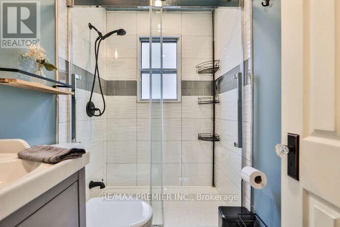 Photo 27 of 1223 Glencairn Avenue, Toronto ON