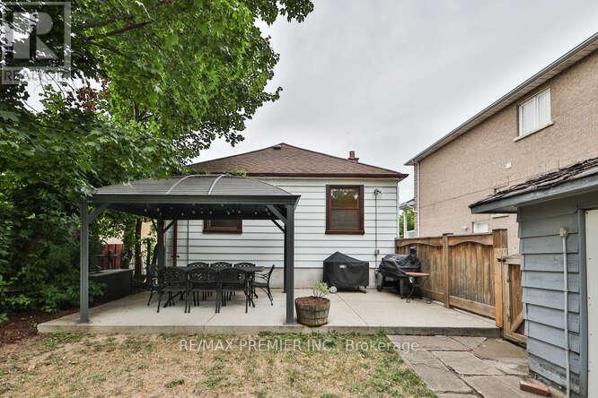 Photo 38 of 1223 Glencairn Avenue, Toronto ON