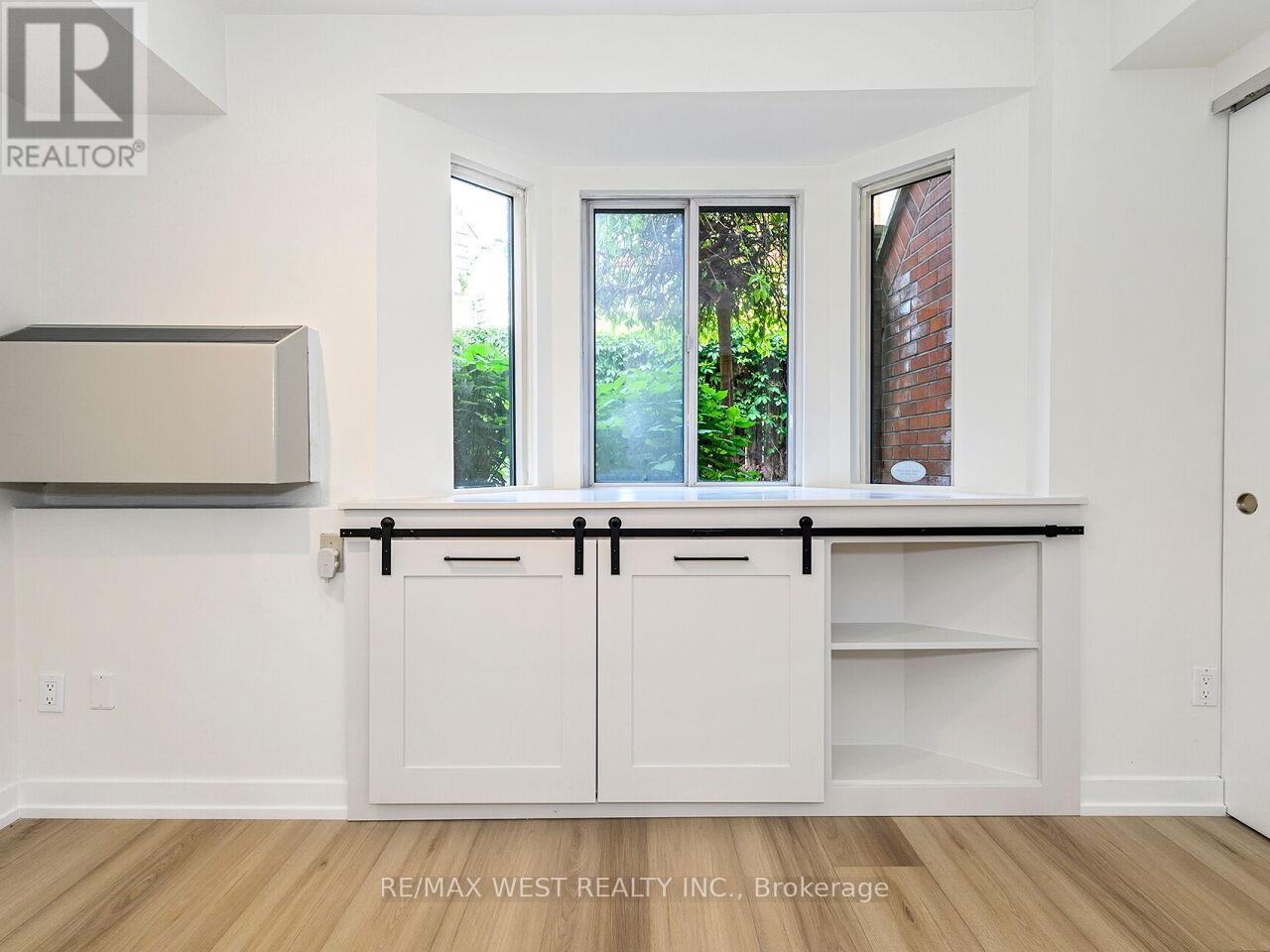 Photo 14 of 12 B 801 King Street W, Toronto ON