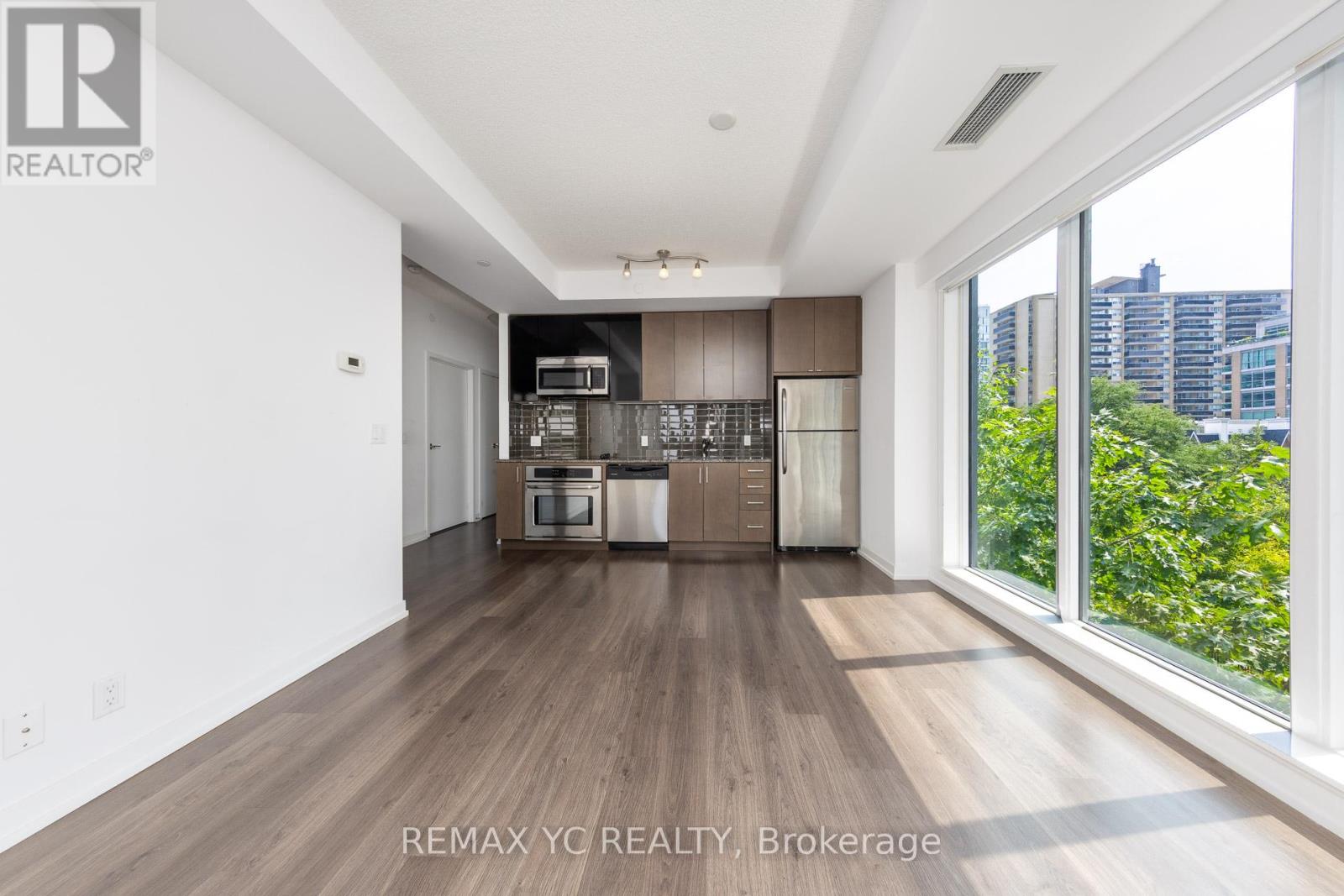 Photo 7 of 313 98 Lillian Street, Toronto ON