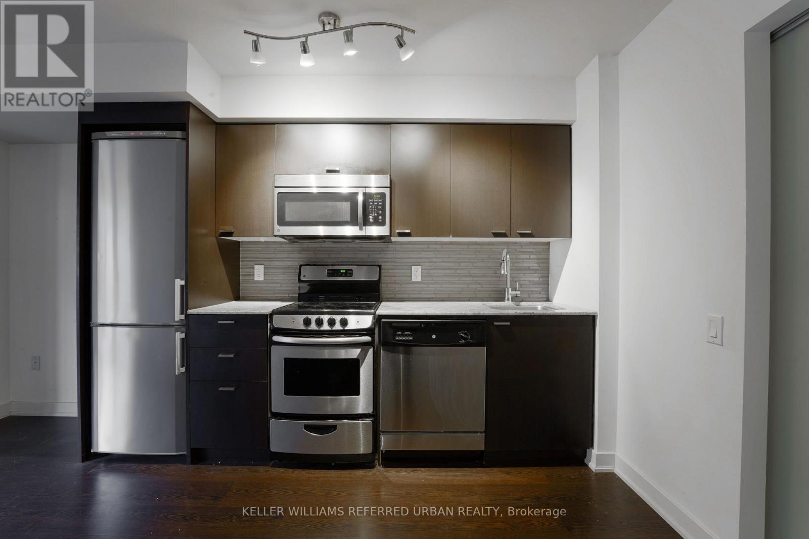 Photo 3 of 311 775 King Street W, Toronto ON