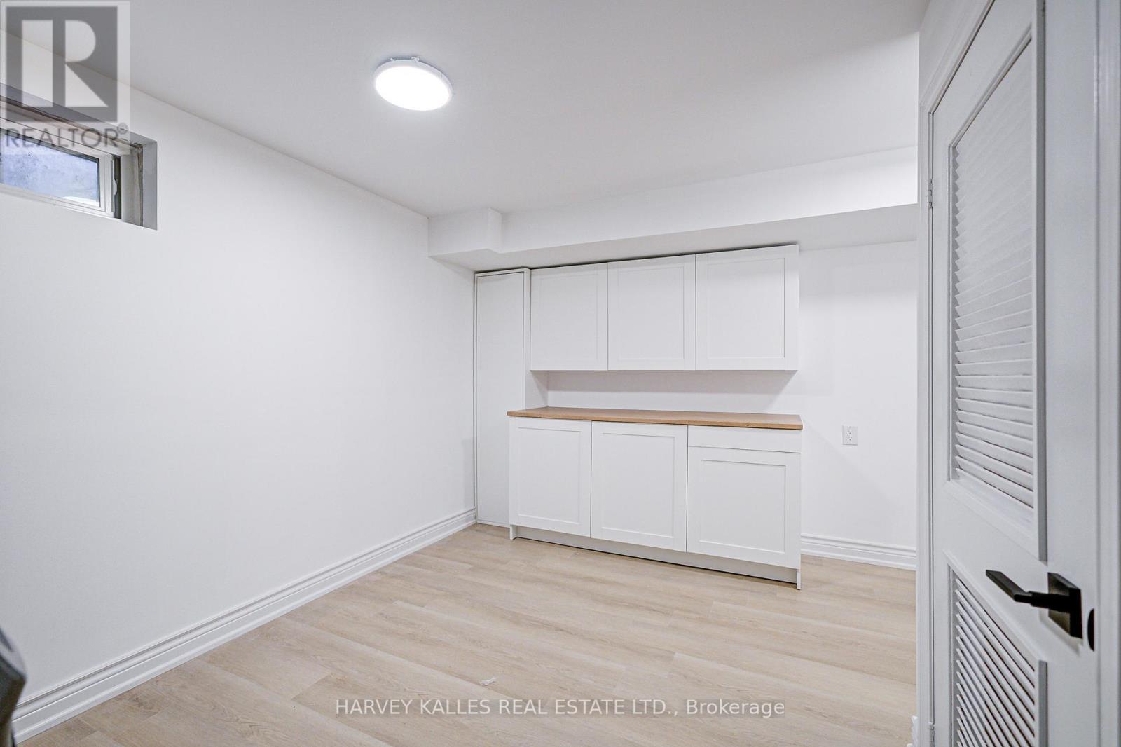Photo 42 of 42 Crimson Mill Way, Toronto ON