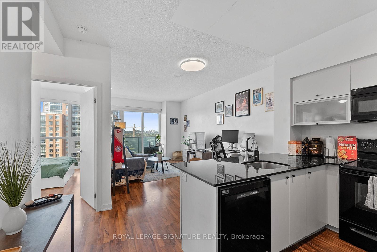 Photo 1 of 2112 150 East Liberty Street, Toronto ON