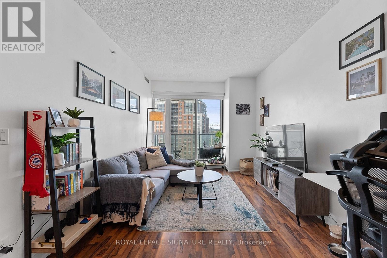Photo 10 of 2112 150 East Liberty Street, Toronto ON