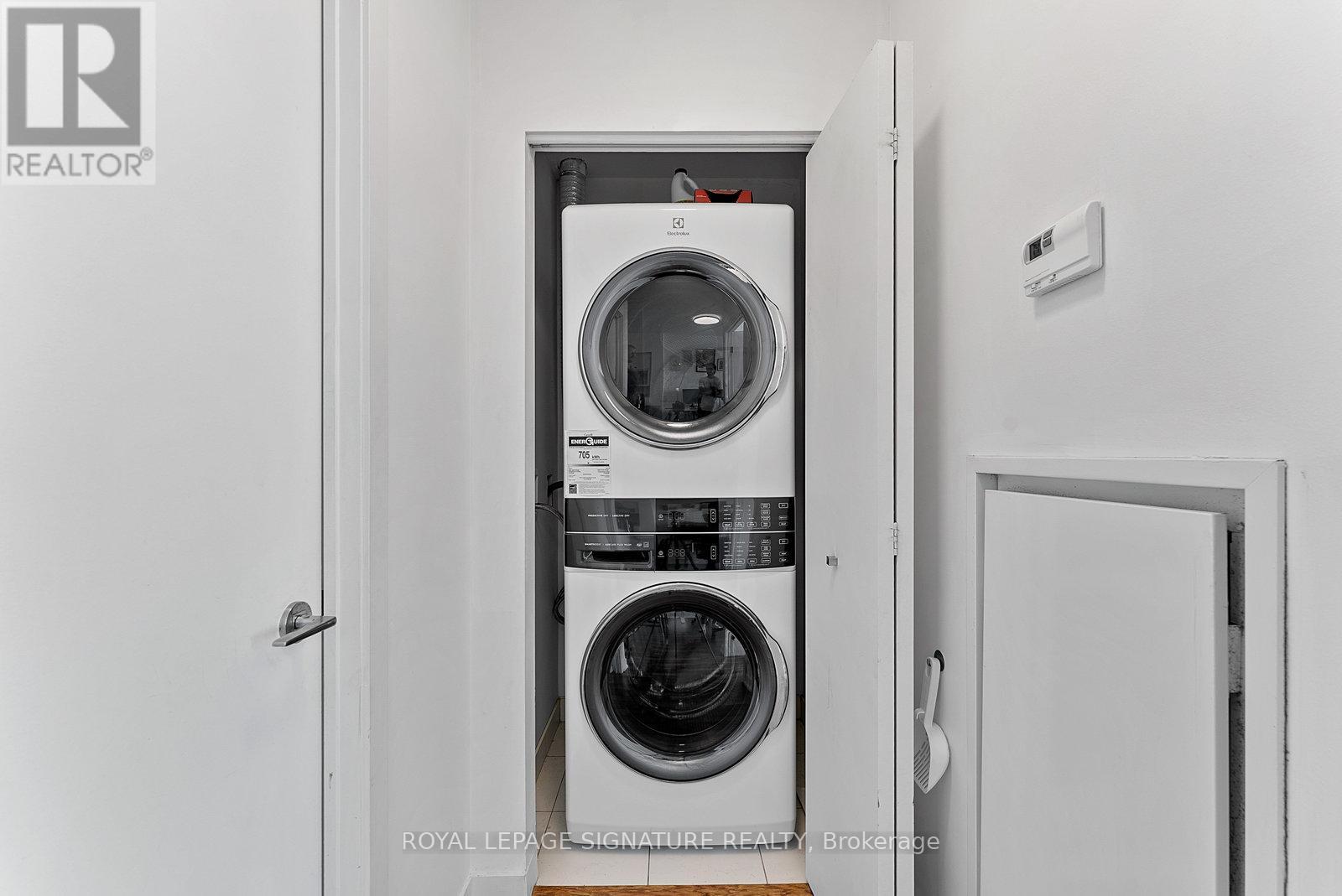 Photo 21 of 2112 150 East Liberty Street, Toronto ON
