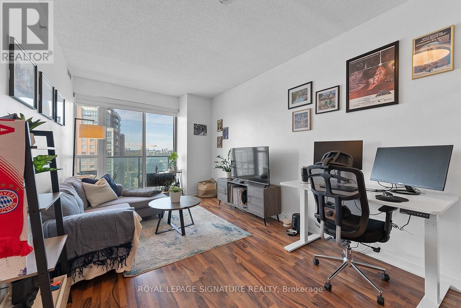 Photo 9 of 2112 150 East Liberty Street, Toronto ON