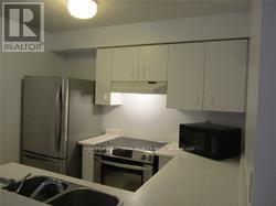 Photo 3 of 1210 25 Grenville Street, Toronto ON