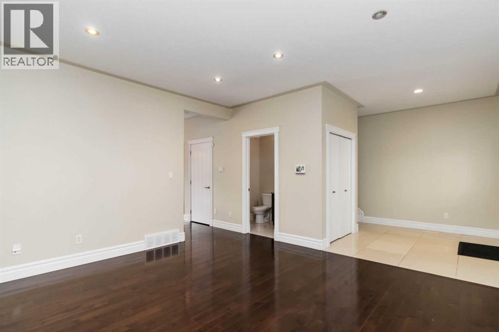 Photo 6 of 176 Coniker Crescent, Fort Mcmurray AB