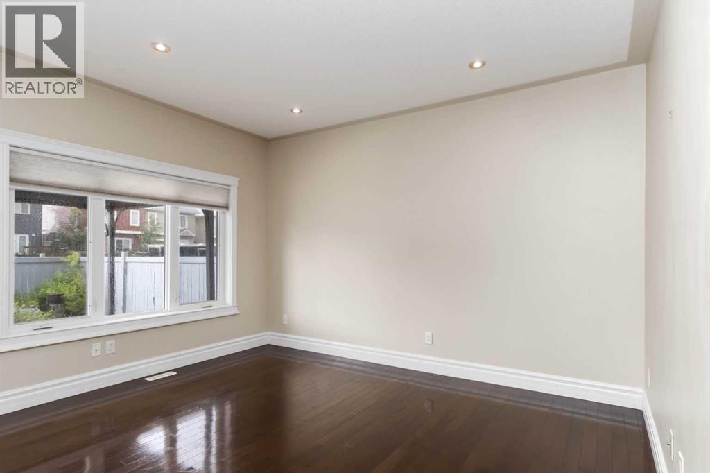 Photo 15 of 176 Coniker Crescent, Fort Mcmurray AB