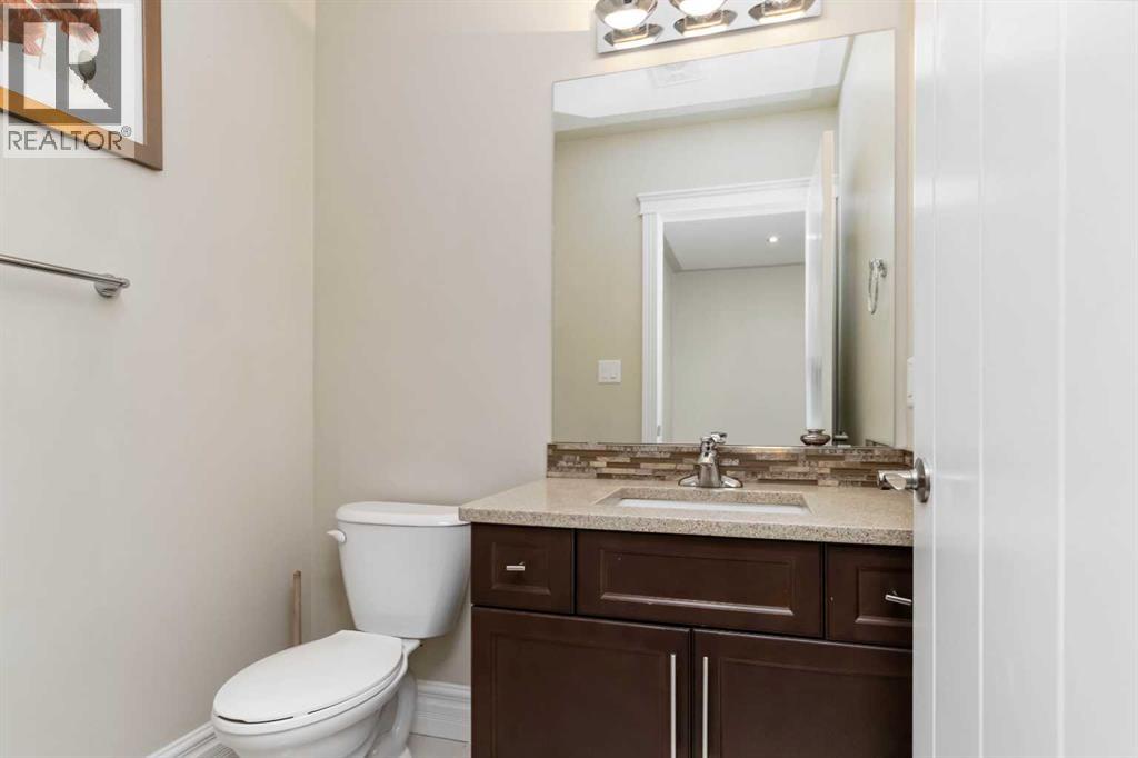 Photo 18 of 176 Coniker Crescent, Fort Mcmurray AB
