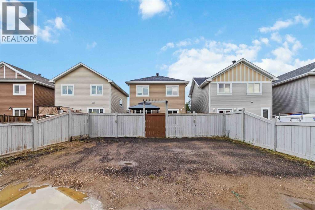 Photo 43 of 176 Coniker Crescent, Fort Mcmurray AB