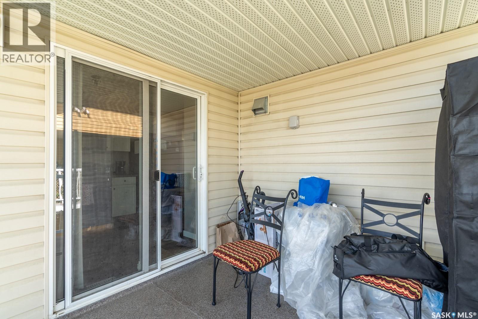 Photo 20 of 37 5004 James Hill Road, Regina SK