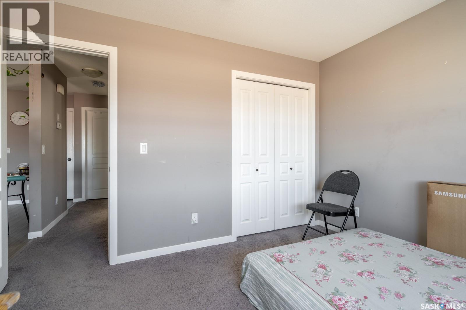 Photo 17 of 37 5004 James Hill Road, Regina SK