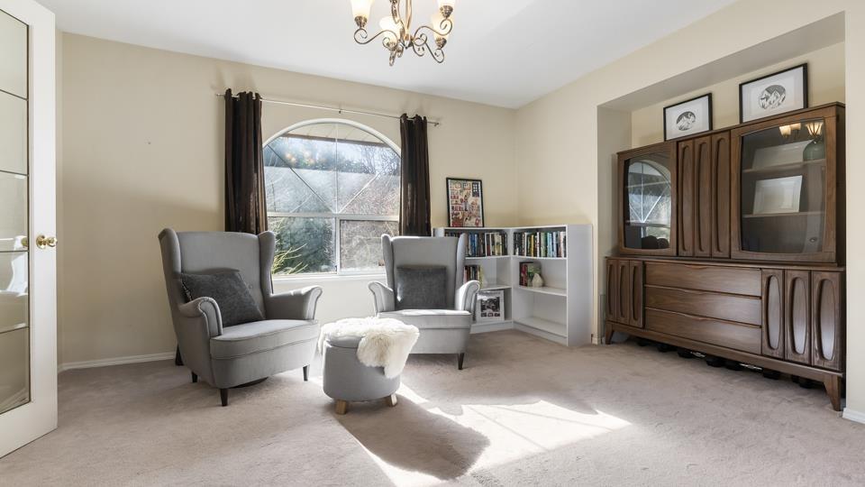 Photo 8 of 16232 87 Avenue, Surrey BC