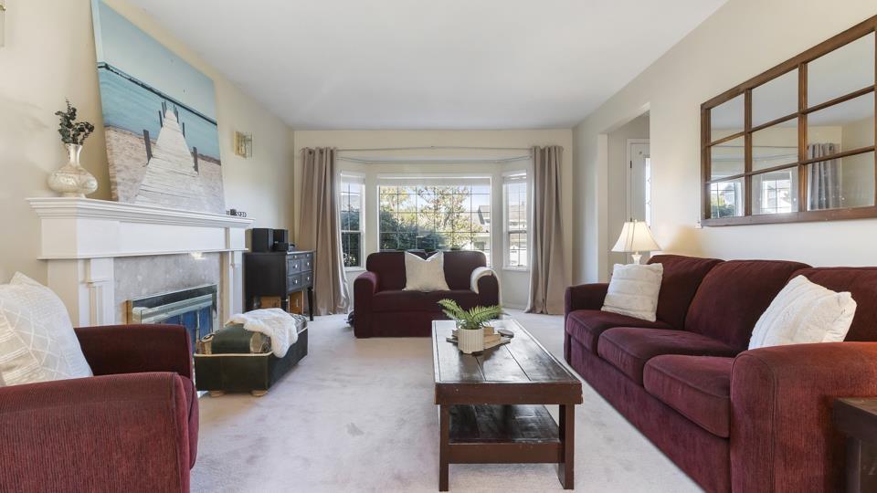 Photo 2 of 16232 87 Avenue, Surrey BC