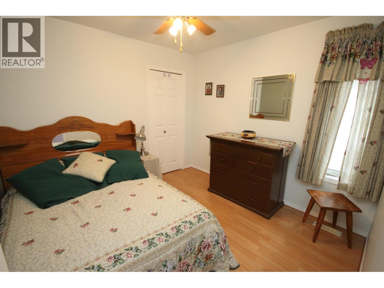 957 Morningstar Road, Oliver