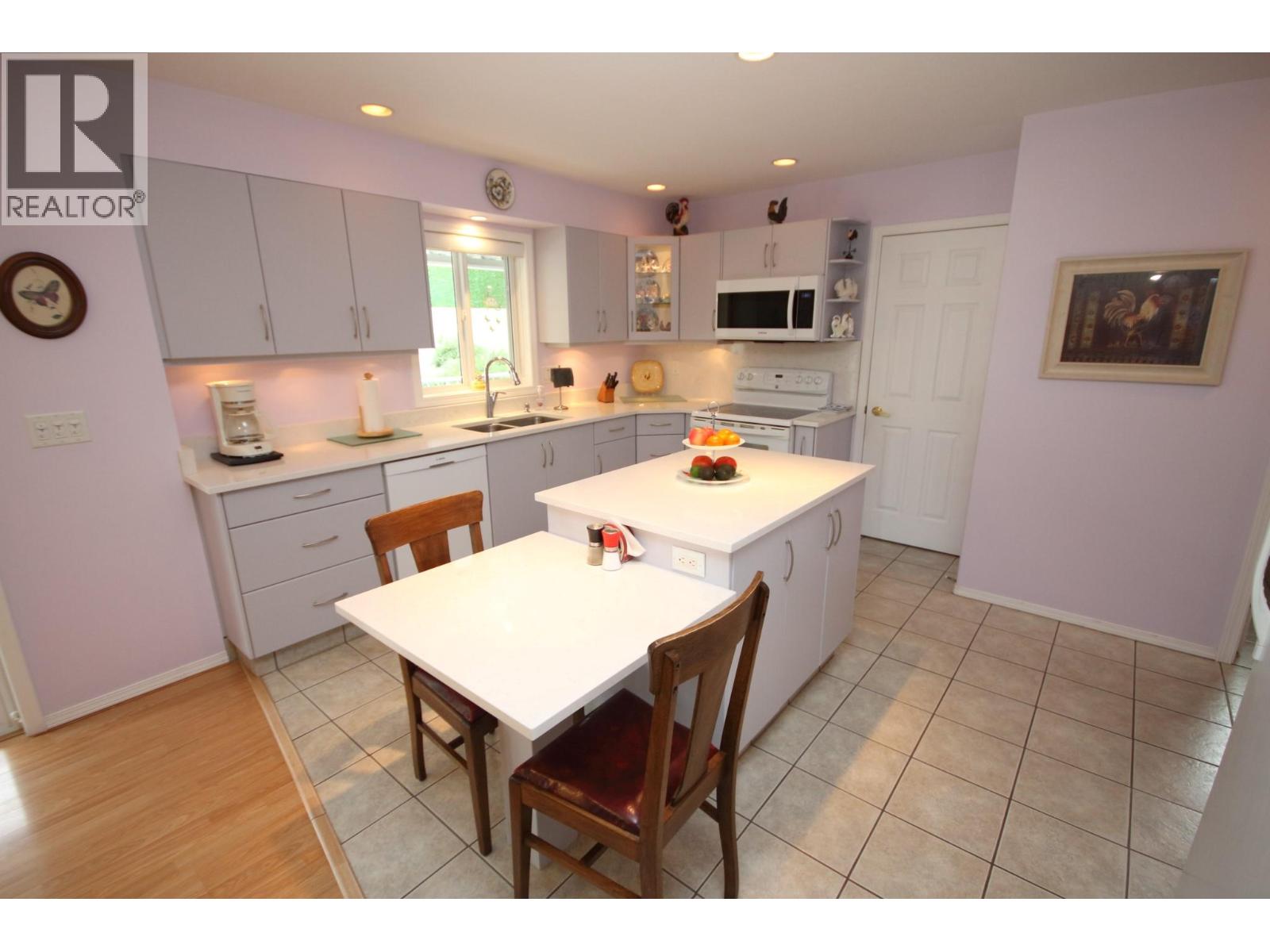957 Morningstar Road, Oliver