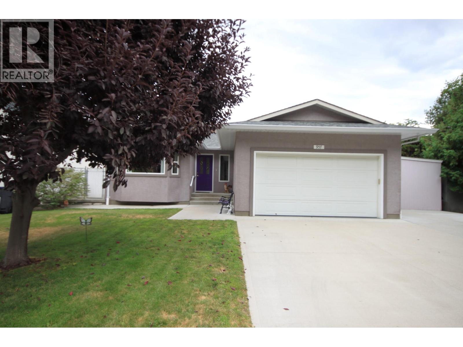 957 Morningstar Road, Oliver