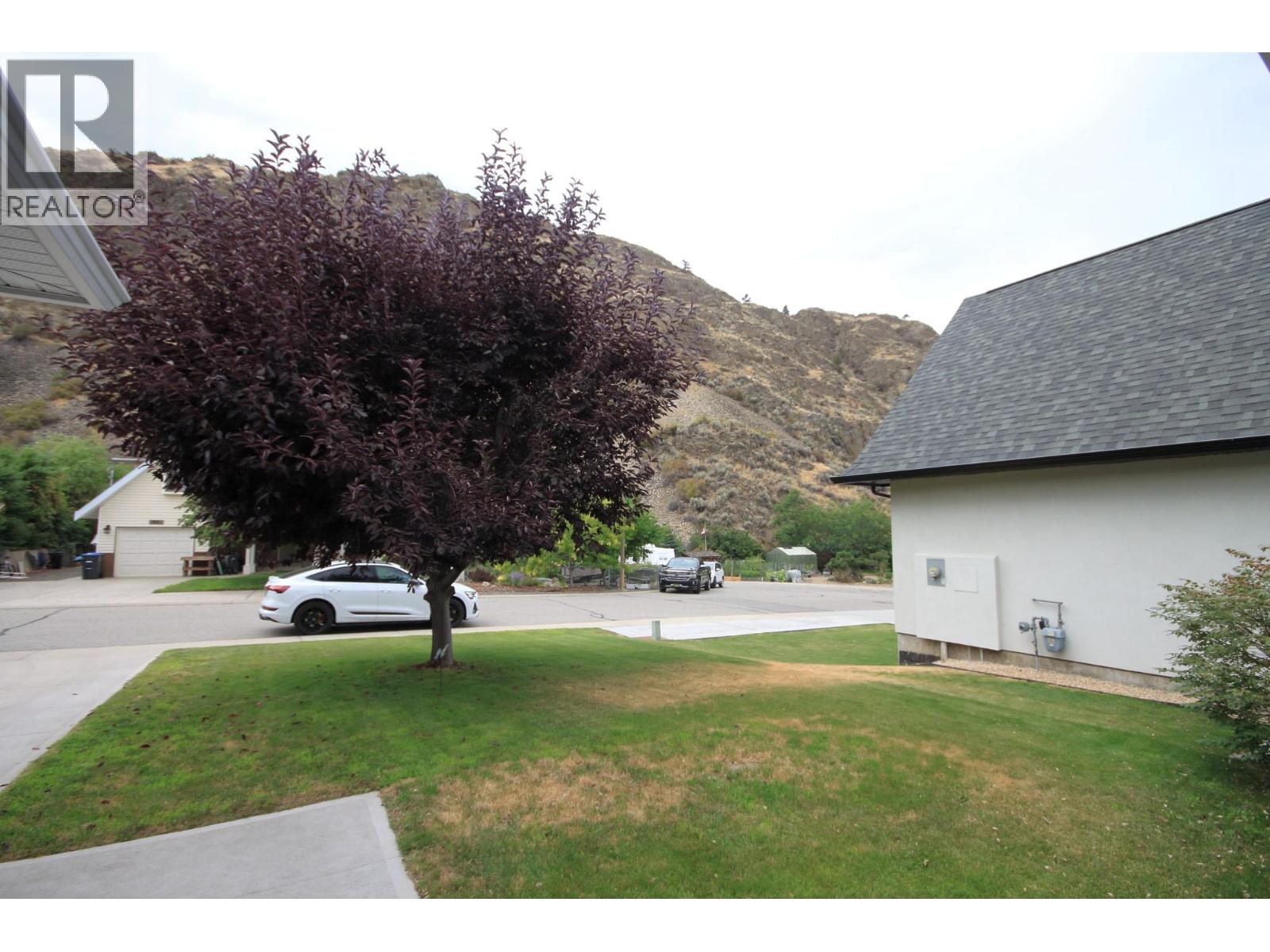 957 Morningstar Road, Oliver