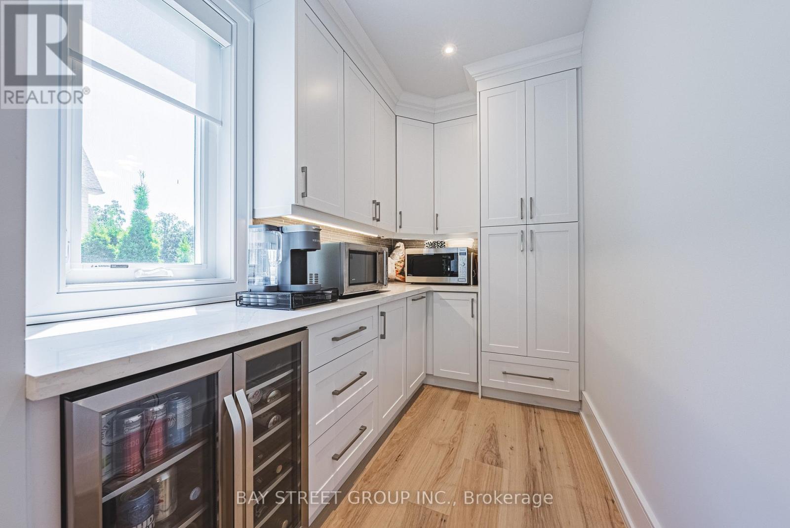 Photo 16 of 2267 Fifth Line W, Mississauga ON