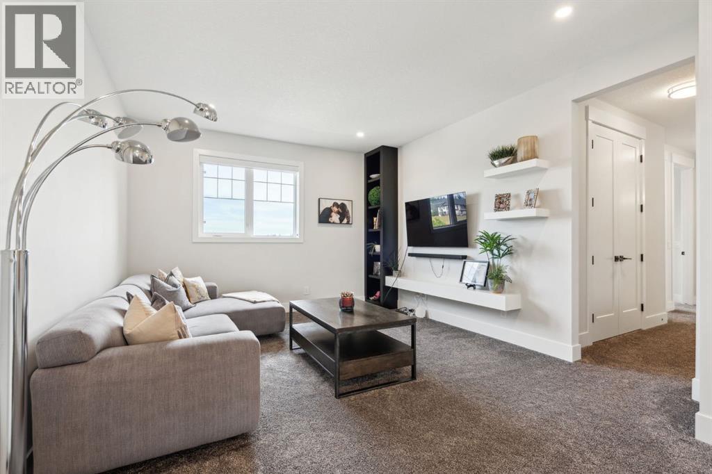 Photo 21 of 131 Aspen Summit Boulevard Sw, Calgary AB