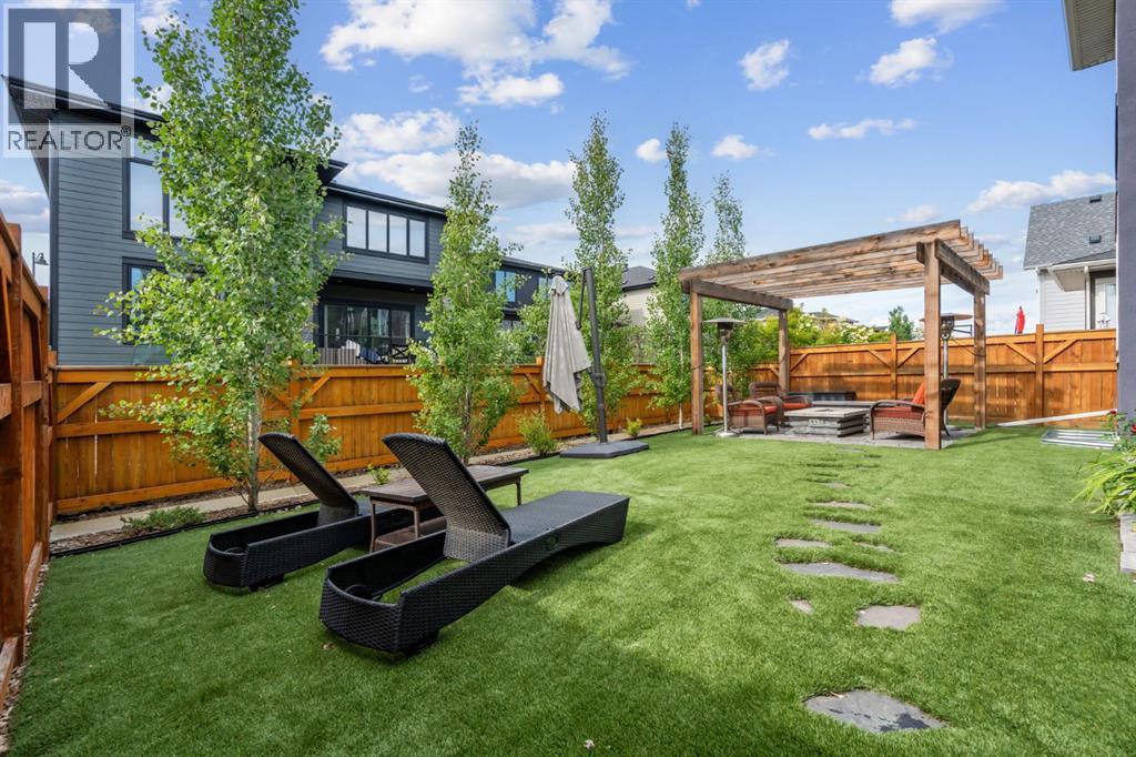 Photo 35 of 131 Aspen Summit Boulevard Sw, Calgary AB