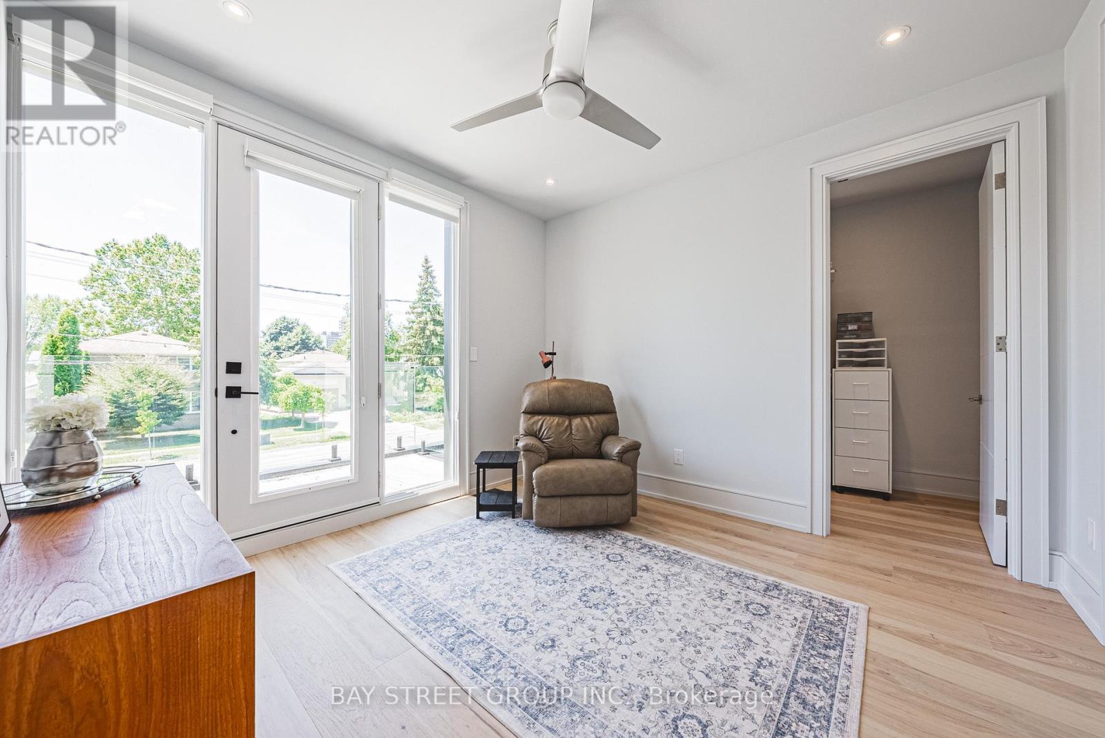 Photo 30 of 2267 Fifth Line W, Mississauga ON