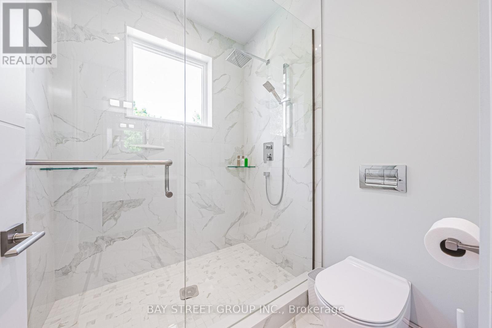 Photo 36 of 2267 Fifth Line W, Mississauga ON