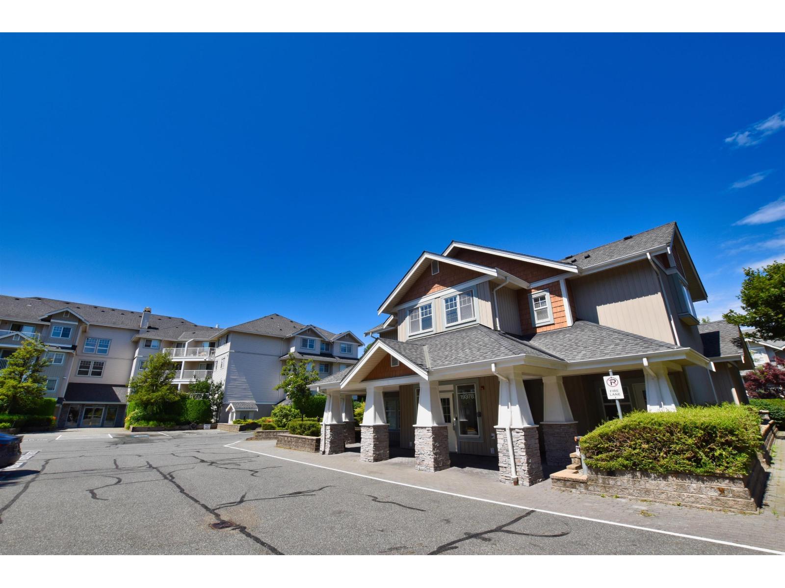 Photo 28 of 211 19388 65 Avenue, Surrey BC
